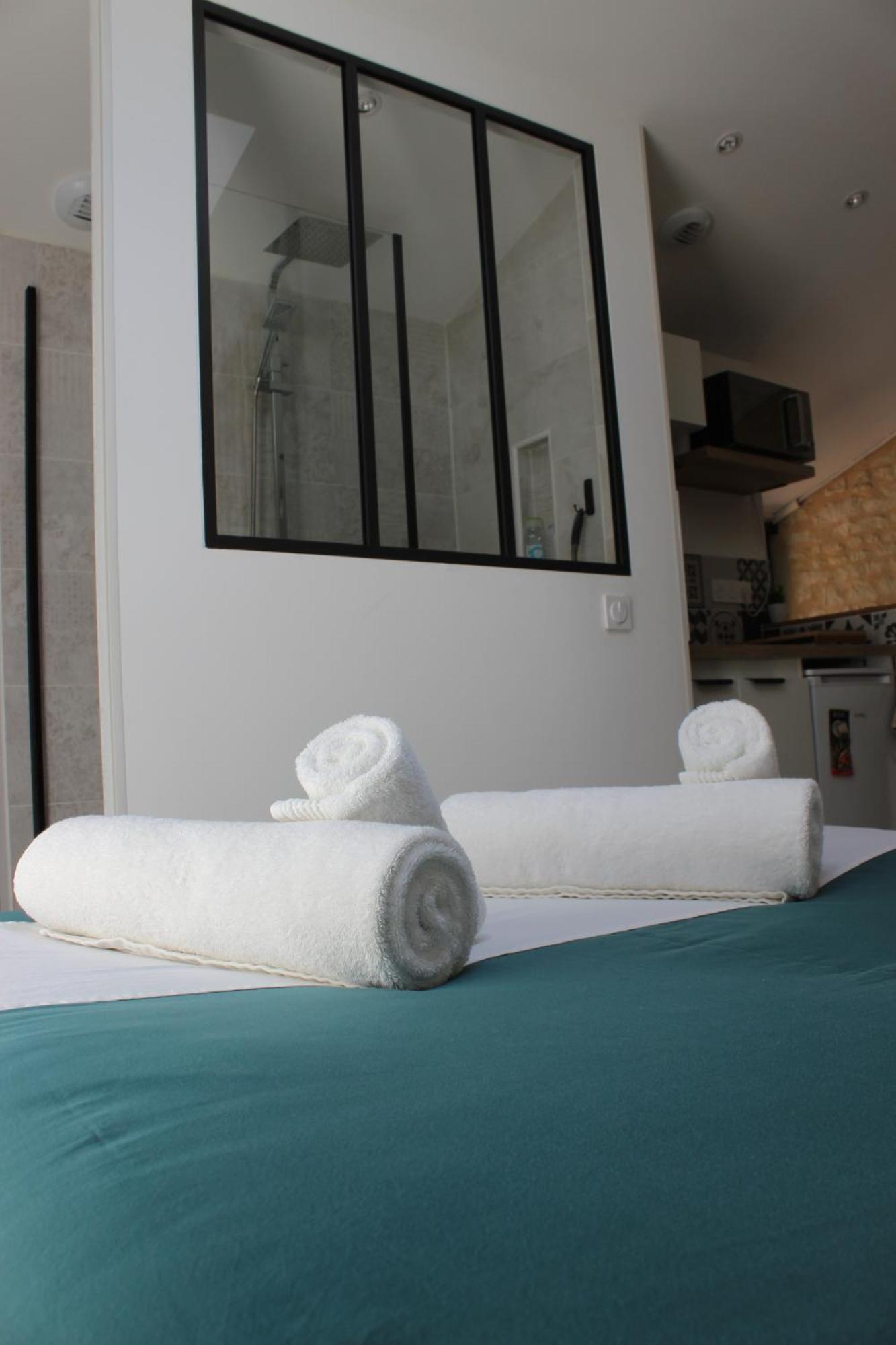 Studio Confort, Charme & Tranquilite Beaumont  المظهر الخارجي الصورة